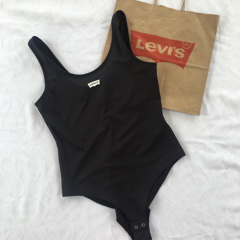 Levi's Women's Meteorite Logo Bodysuit large